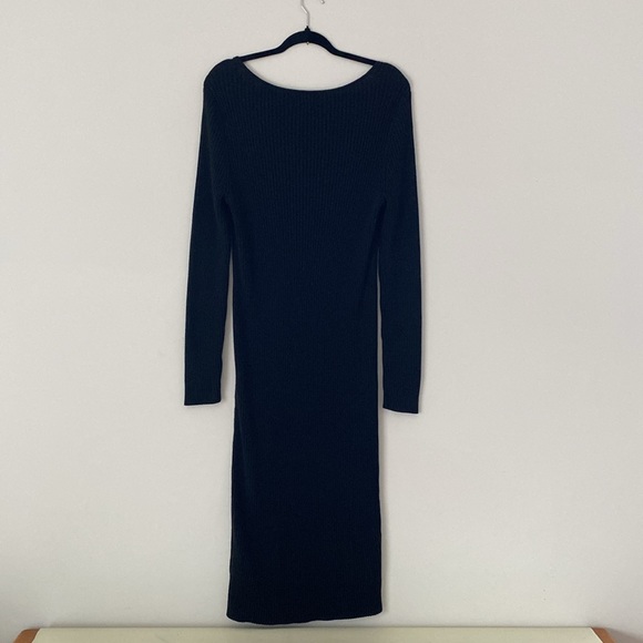 GAP Black midi sweater dress with sweat-heart neckline & long sleeves. XL - Picture 4 of 8